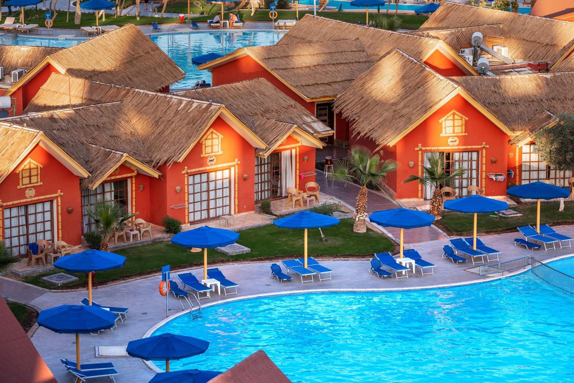 Bungalow Swim Up med poolutsikt